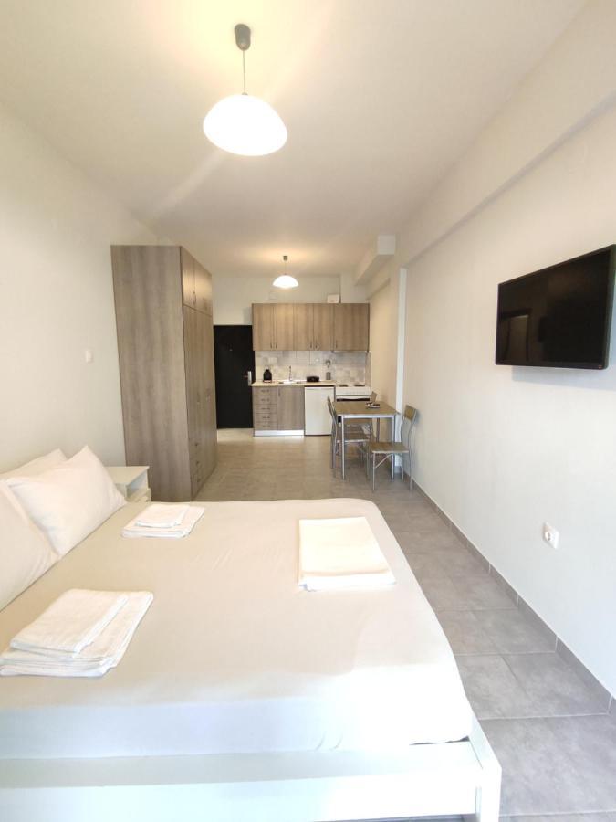 Néa Péramos Sea View Apartments Nikos מראה חיצוני תמונה